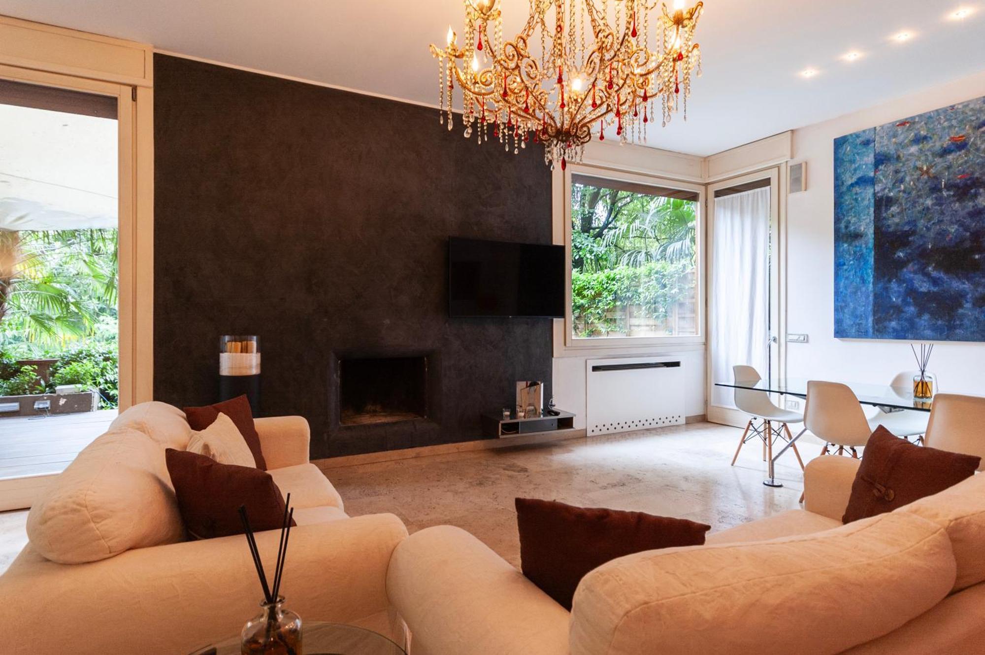 Youhosty - Exclusive Townhouse Garden And Pool *