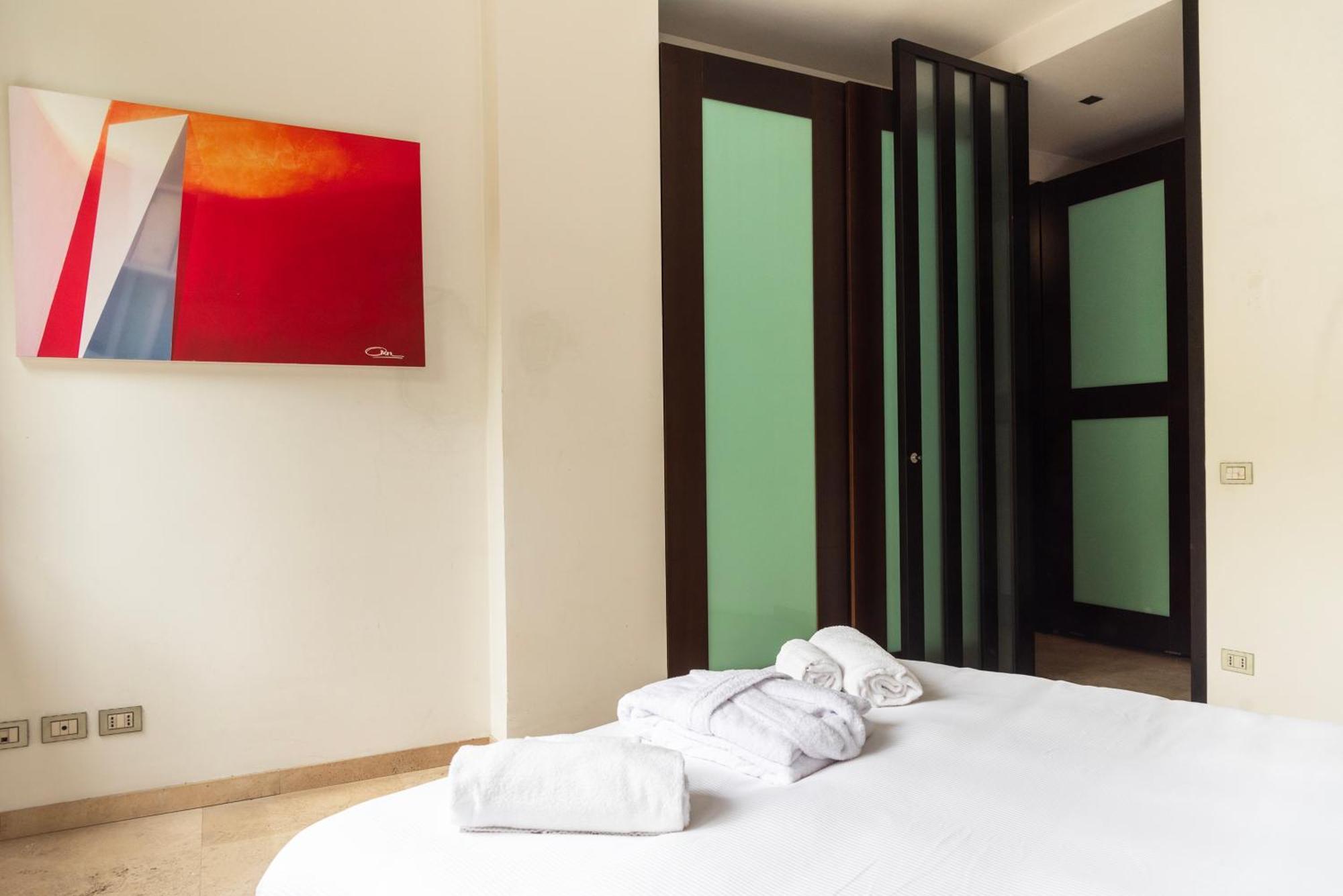 Youhosty - Exclusive Townhouse Garden And Pool Milán