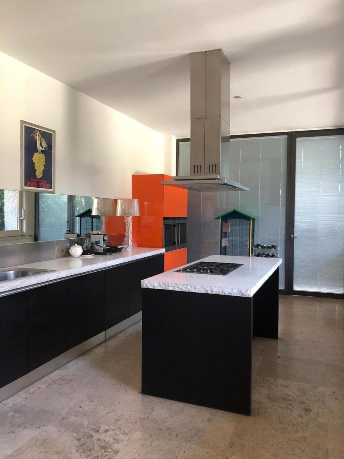 Youhosty - Exclusive Townhouse Garden And Pool * Milan