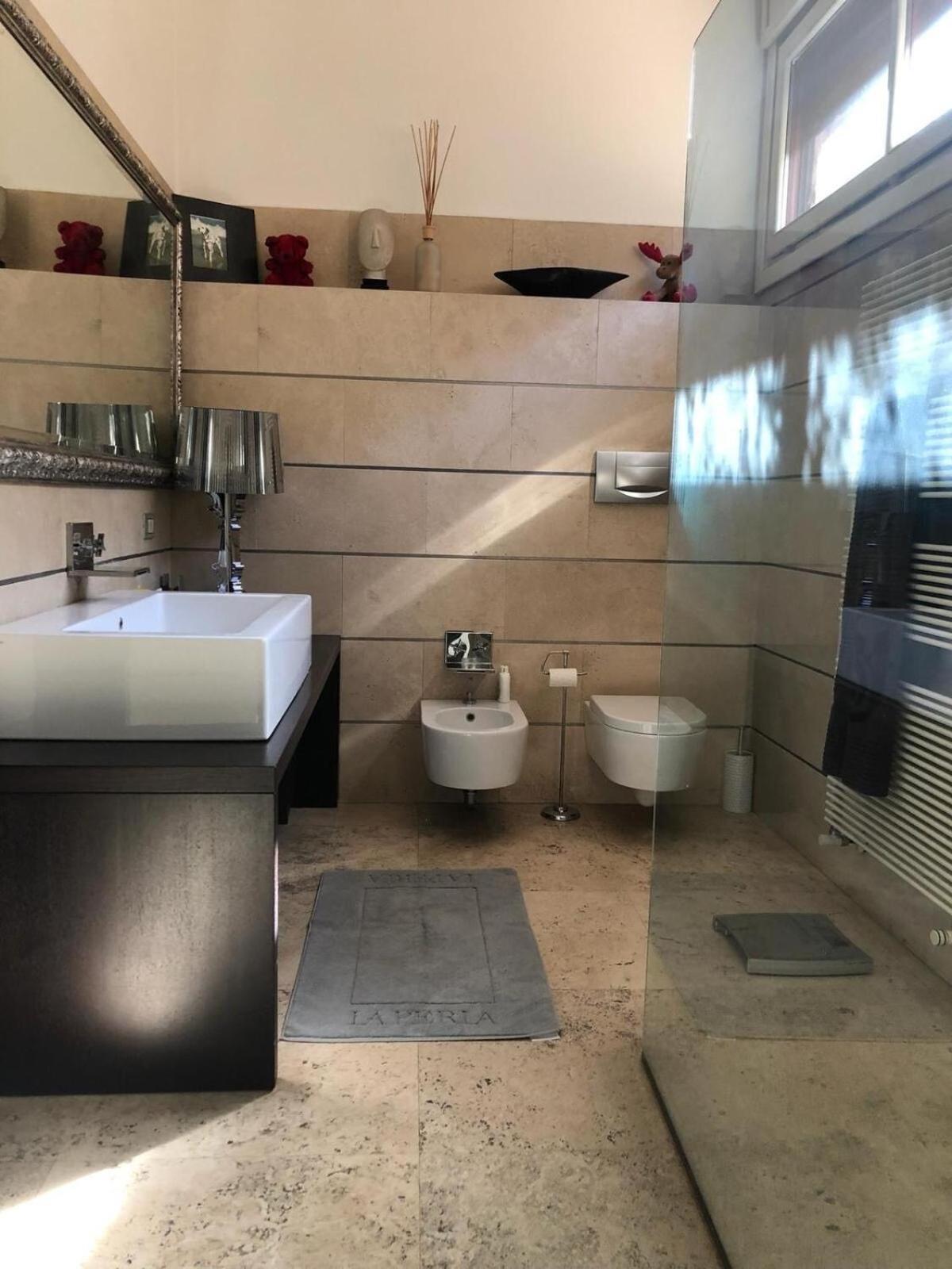Youhosty - Exclusive Townhouse Garden And Pool Milan